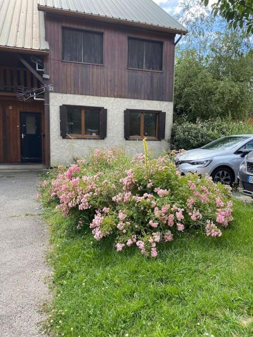 Studio Chaleureux Renove Allemont Εξωτερικό φωτογραφία